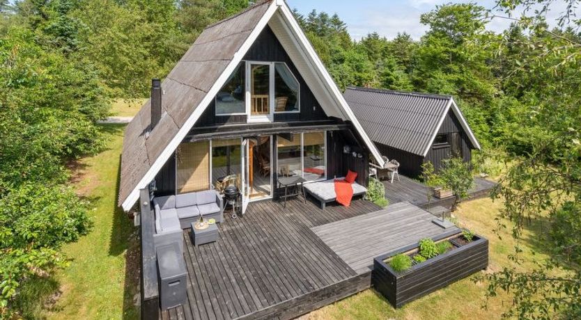 Photo of "Jütte" - 2km to the fjord