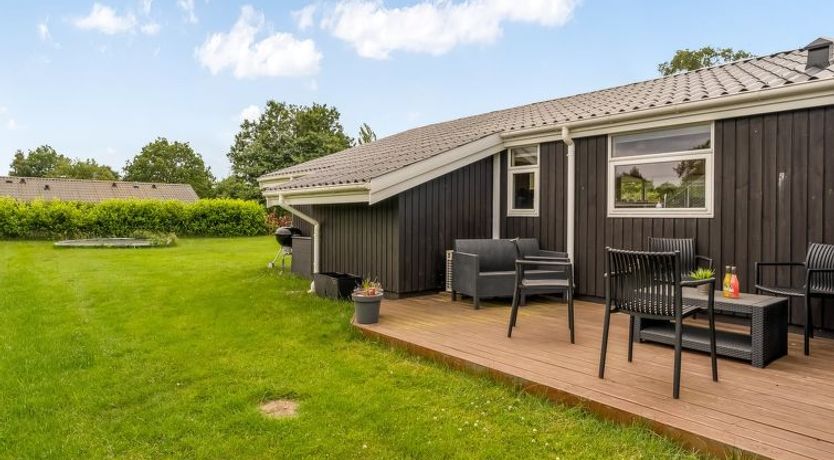 Photo of "Ylvie" -  from the sea