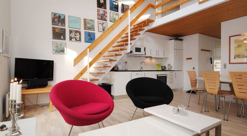 Photo of "Vasil" - 100m to the fjord