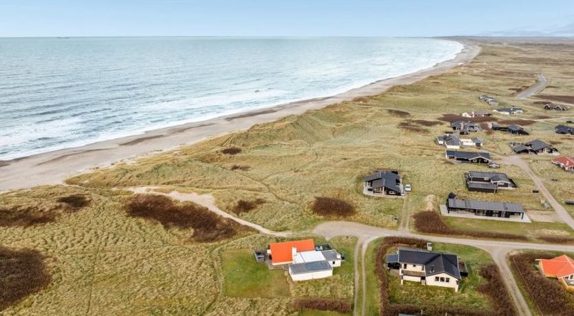 Photo of "Amina" - 50m from the sea