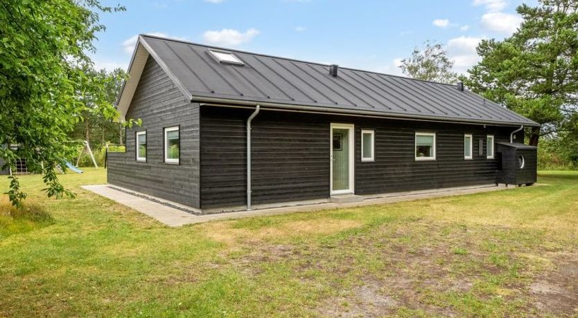 Photo of "Sunna" - 1.2km from the sea