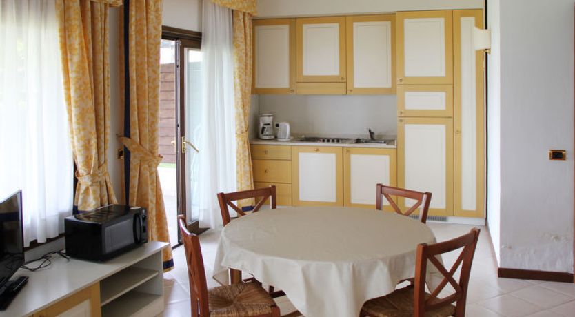 Photo of Front Lake Resort Le Corti del Lago Apartment 4