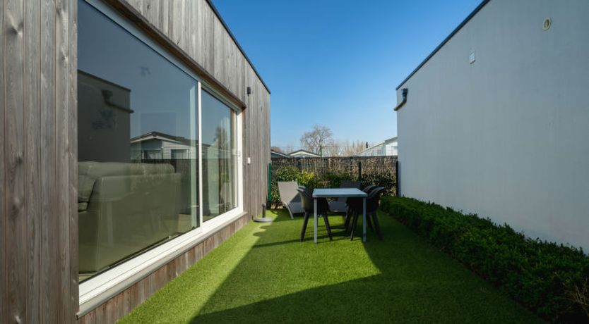 Photo of New Dahlia 13 Holiday Home 3