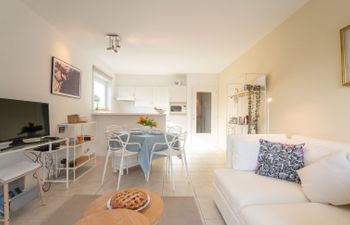 Appartment with beach cabine and parking Apartment 14 Holiday Home