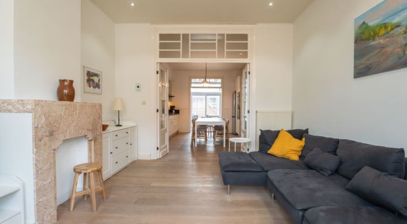 Photo of Les Citrinelles with parking