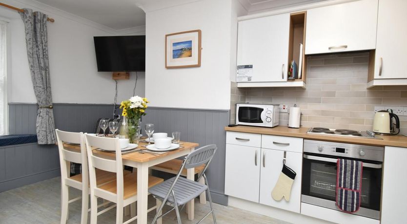 Photo of 3 Bed in Tenby