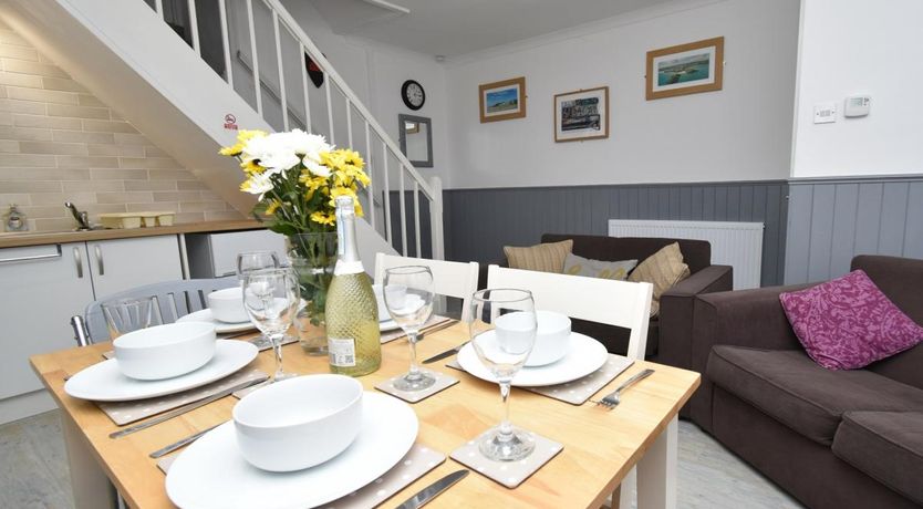 Photo of 3 Bed in Tenby