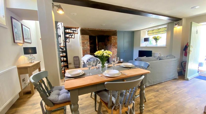 Photo of 1 Bed in Wroxall