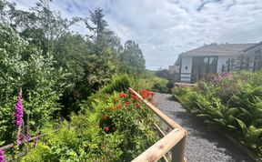 Photo of 4 Bed in Llanidloes