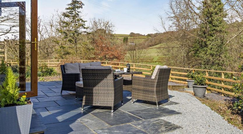 Photo of 4 Bed in Llanidloes