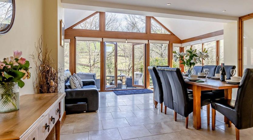 Photo of 4 Bed in Llanidloes