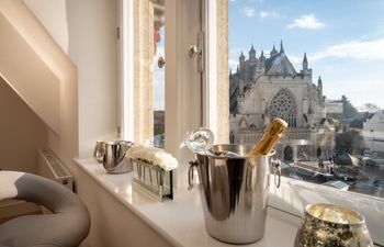Cathedral View - Exclusive on Cathedral Green Holiday Home