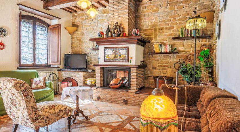 Photo of Giuncheto Casale