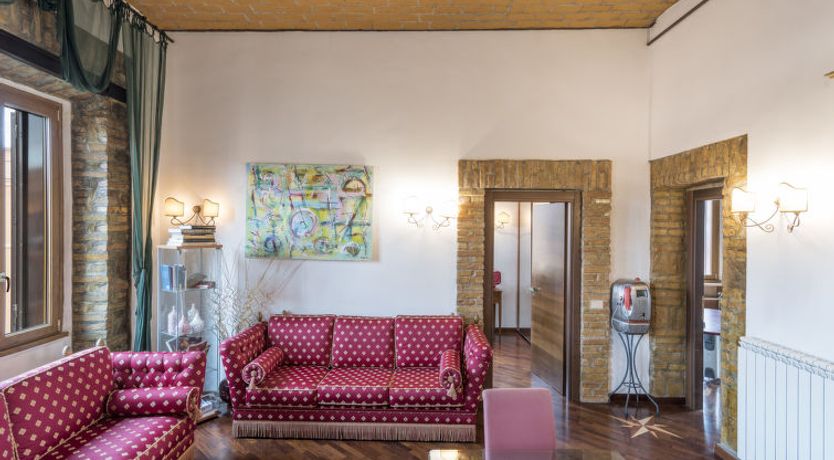 Photo of Lucilla Home