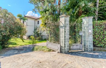 Mariarosa Holiday Home