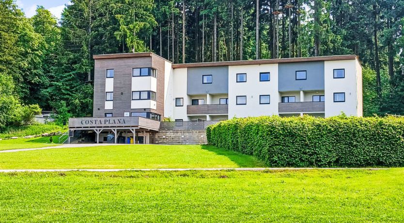 Photo of Lakeview Luxury Lodge & Garden