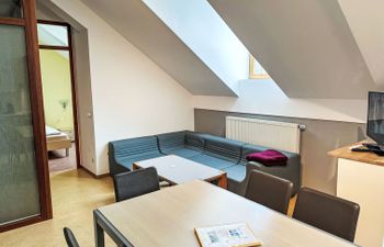 Auxerois Apartment 2 Holiday Home