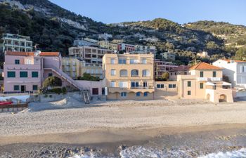 Villa Liliana Apartment 2 Holiday Home