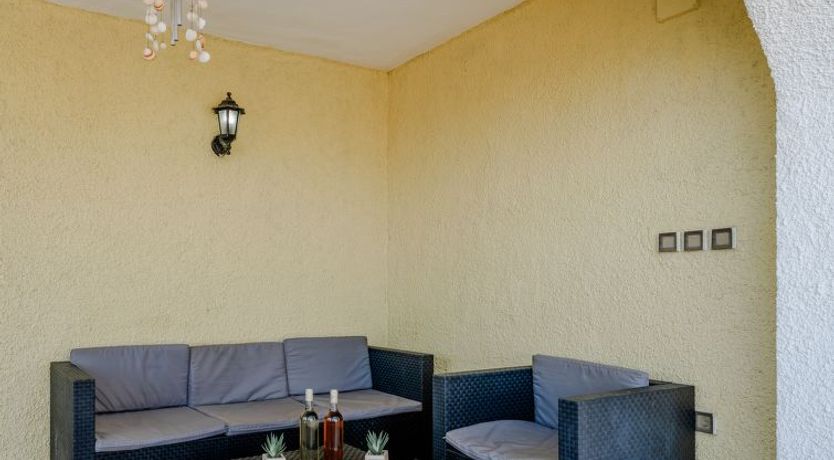 Photo of Los Delfines