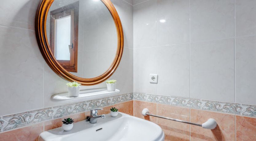 Photo of Los Delfines