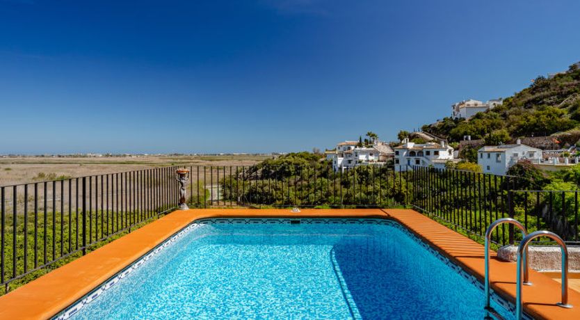 Photo of Los Delfines