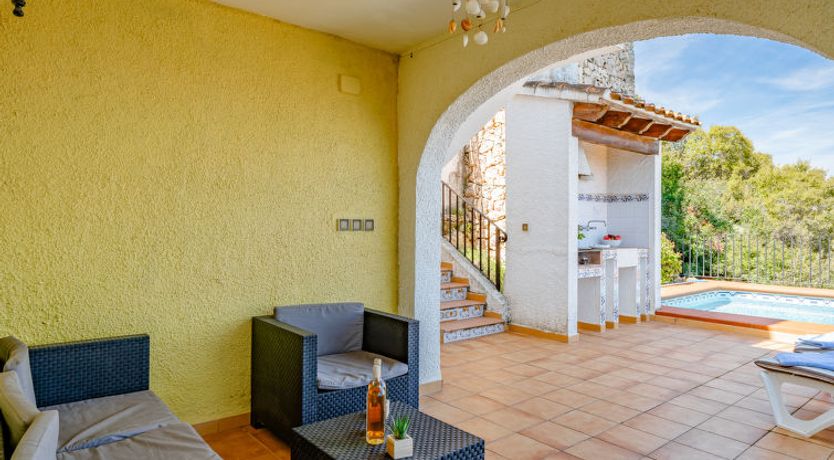 Photo of Los Delfines