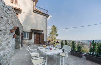 Viola Holiday Home