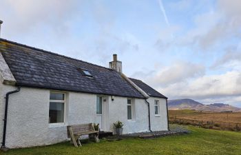 Taigh Mhurdaidh Holiday Home