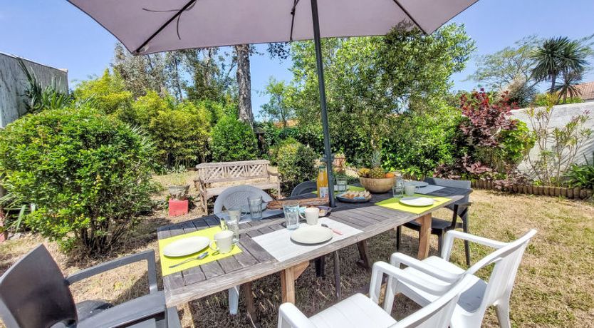 Photo of Villa Salut l'Artiste