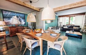 Photo of villa-salut-lartiste