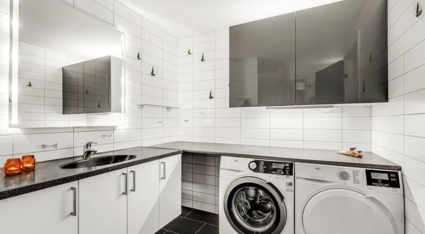 Photo of "Gustav" - 100m to the fjord