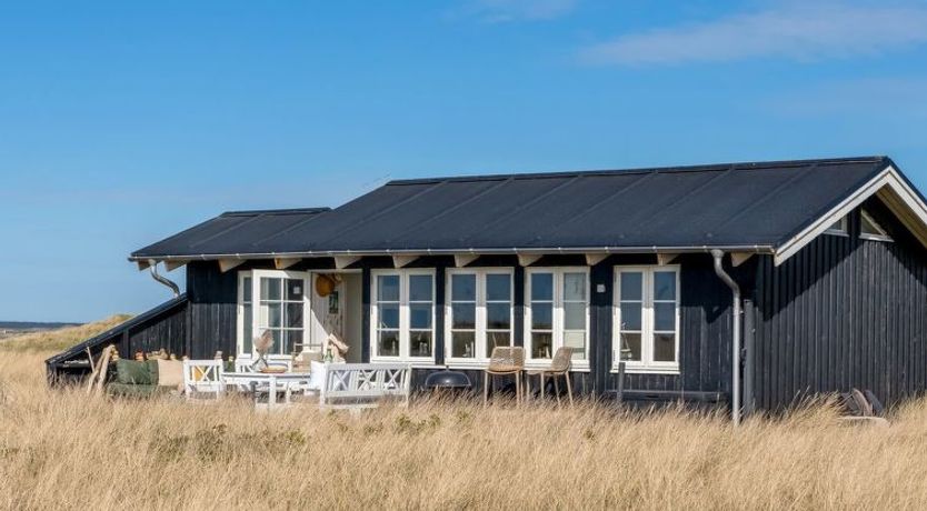 Photo of "Stintje" - 20m from the sea