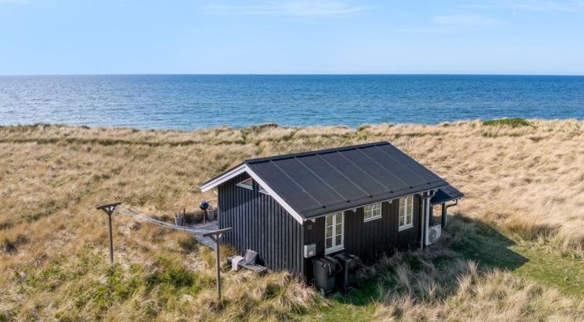 Photo of "Stintje" - 20m from the sea