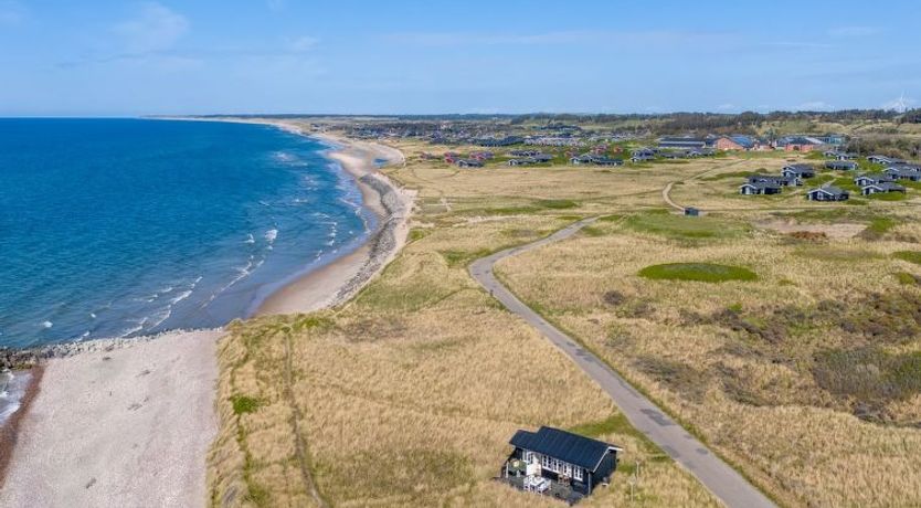 Photo of "Stintje" - 20m from the sea