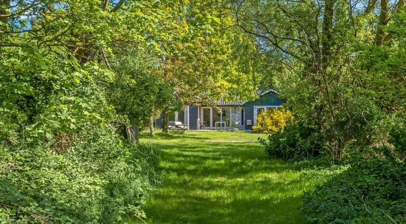 Photo of "Waltraud" - 50m from the sea