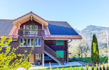 Huus Chloster, Apt Büel Apartment 2 Holiday Home