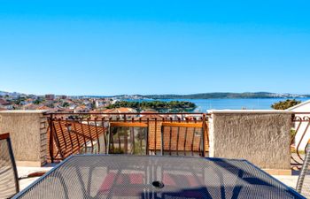 Limun Apartment 3 Holiday Home