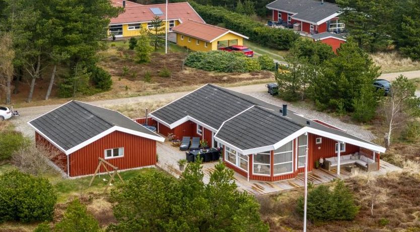 Photo of "Gunborg" - 2.5km from the sea