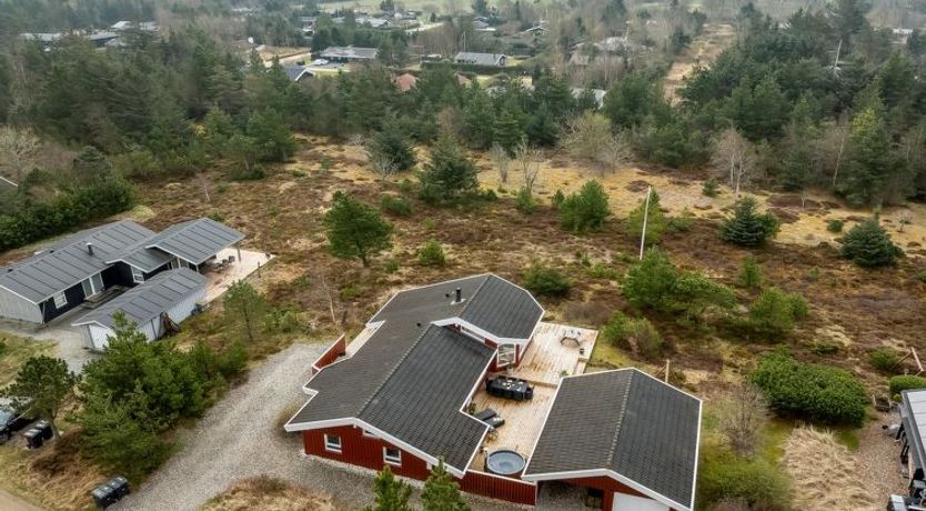 Photo of "Gunborg" - 2.5km from the sea