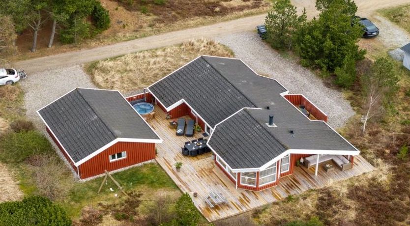 Photo of "Gunborg" - 2.5km from the sea