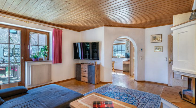 Photo of Lisa's Perle