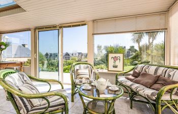 Martin Holiday Home