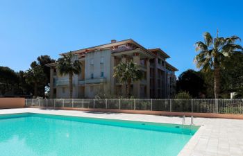 Les Calanques du Parc Apartment 8 Holiday Home
