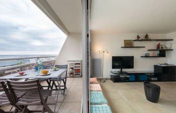 Les Huniers Apartment 4 Holiday Home
