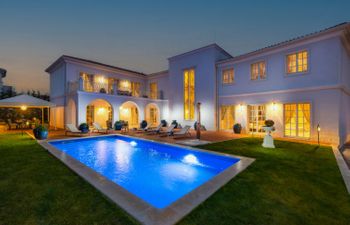 Zara Holiday Home