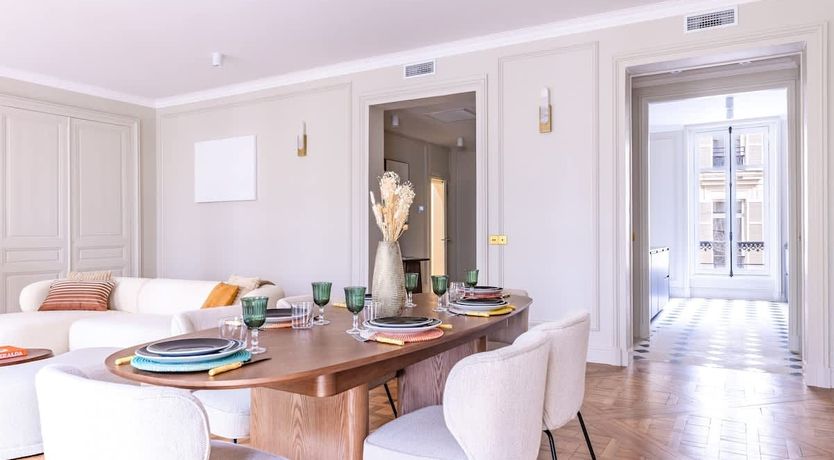 Photo of The Jewel of Paris