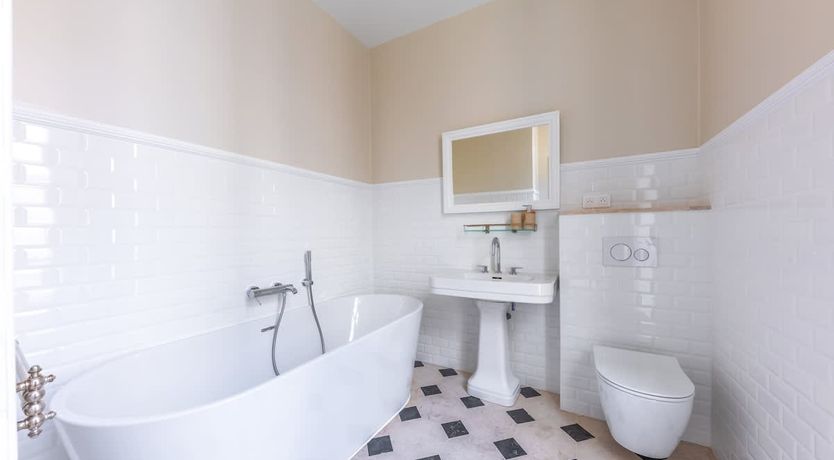 Photo of The Jewel of Paris