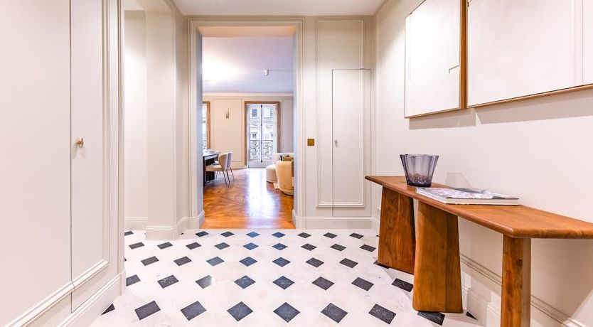 Photo of The Jewel of Paris