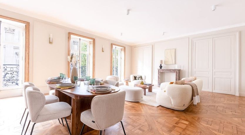 Photo of The Jewel of Paris