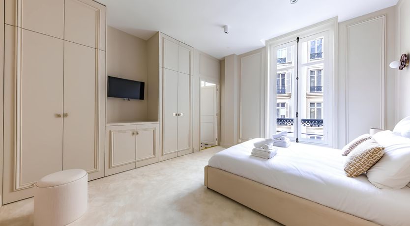 Photo of The Jewel of Paris